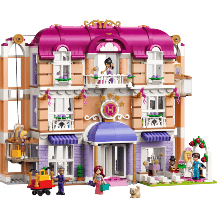 lego 42704 grand hotel de heartlake city visuel produit_20260513190314